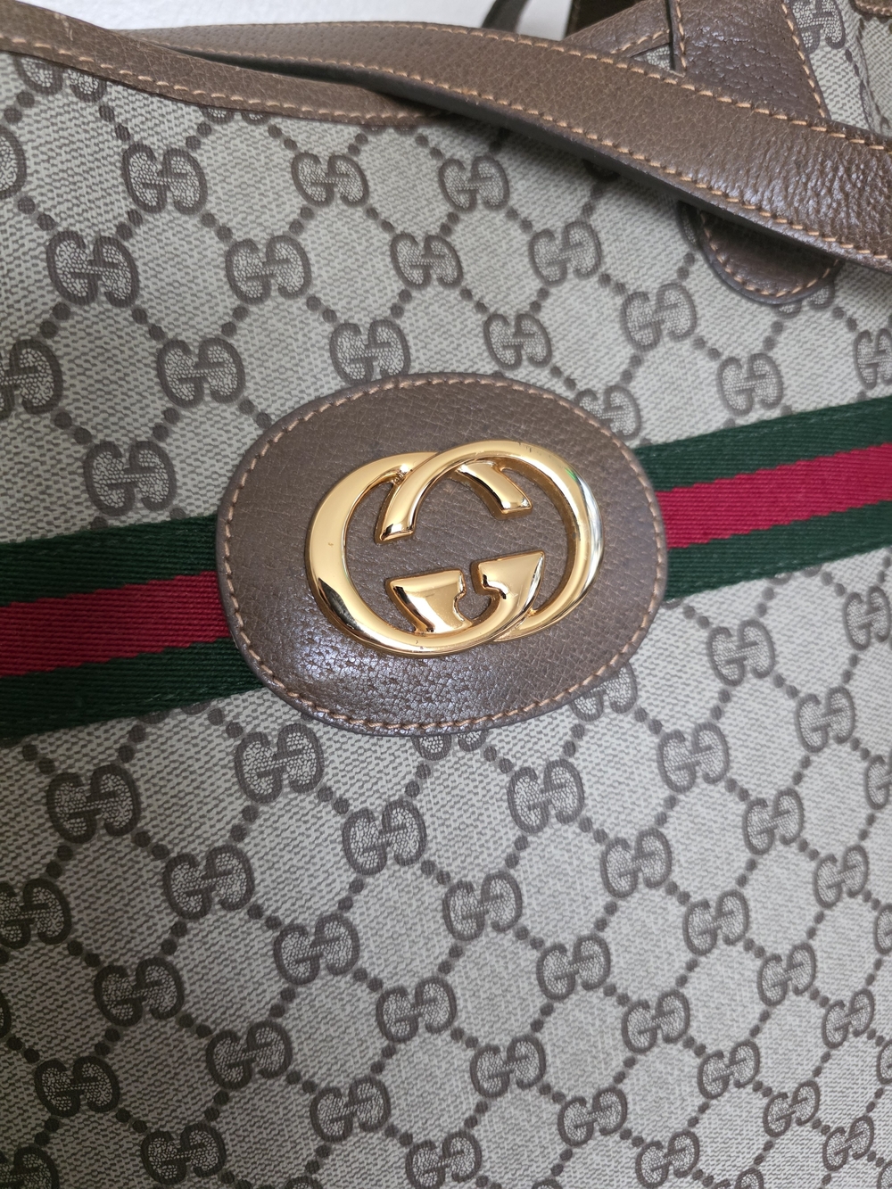 Authentic Vintage Gucci GG Supreme tote bag - Picture 2 of 12